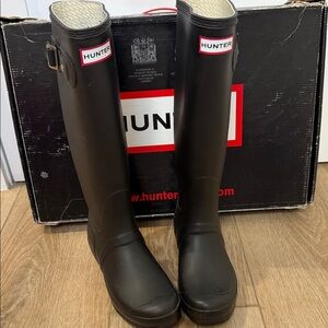 Hunter Classic Black Knee-High Boots